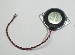 使用した小型スピーカの外観