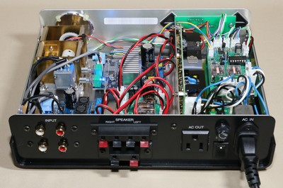 パワーアンプの内部