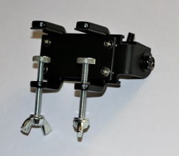 マイクロクランプで作った固定部分（１）