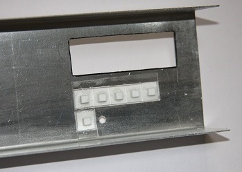 上ケースに取り付けたキートップ